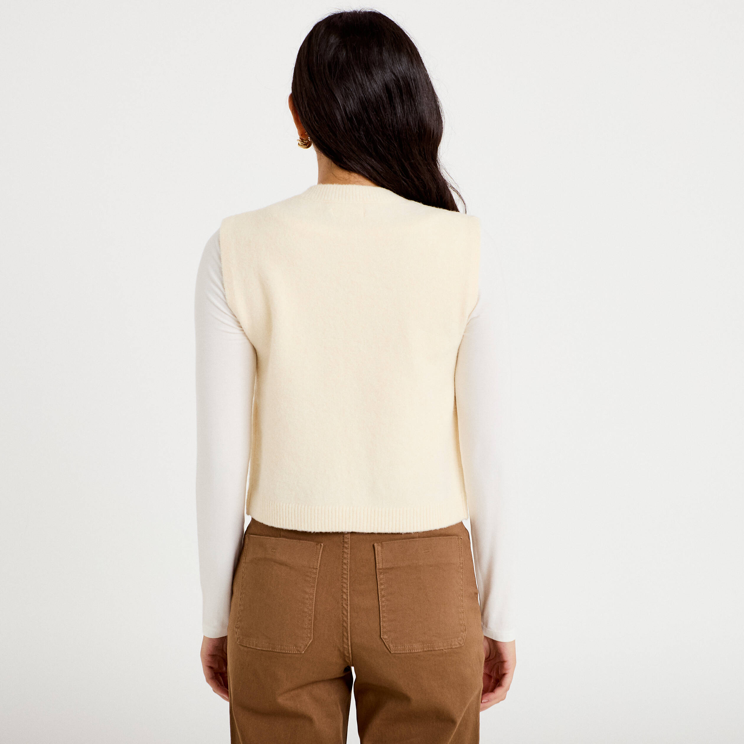 Gilet sans manches broderie sable femme