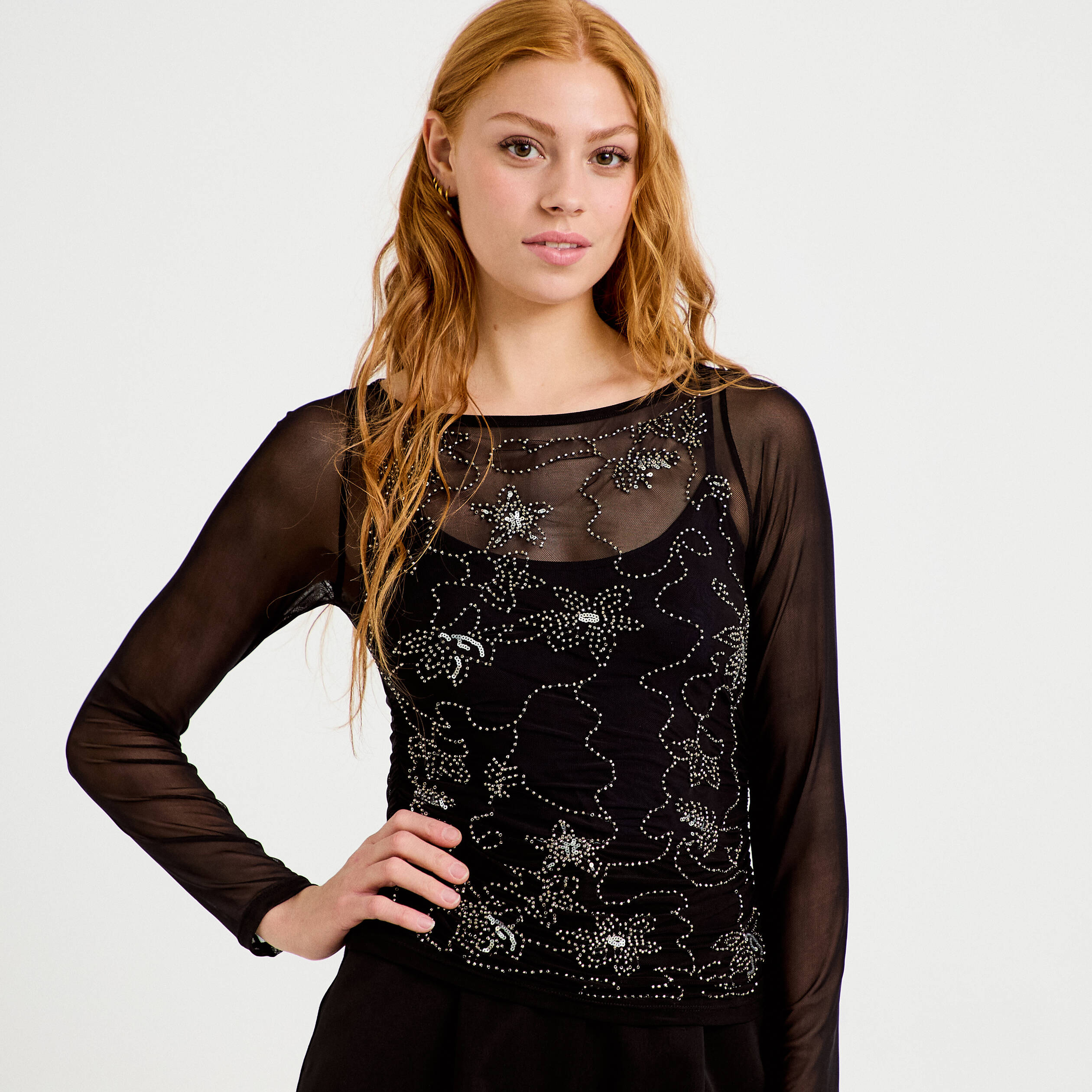 Top ajust&eacute; transparent col rond noir femme