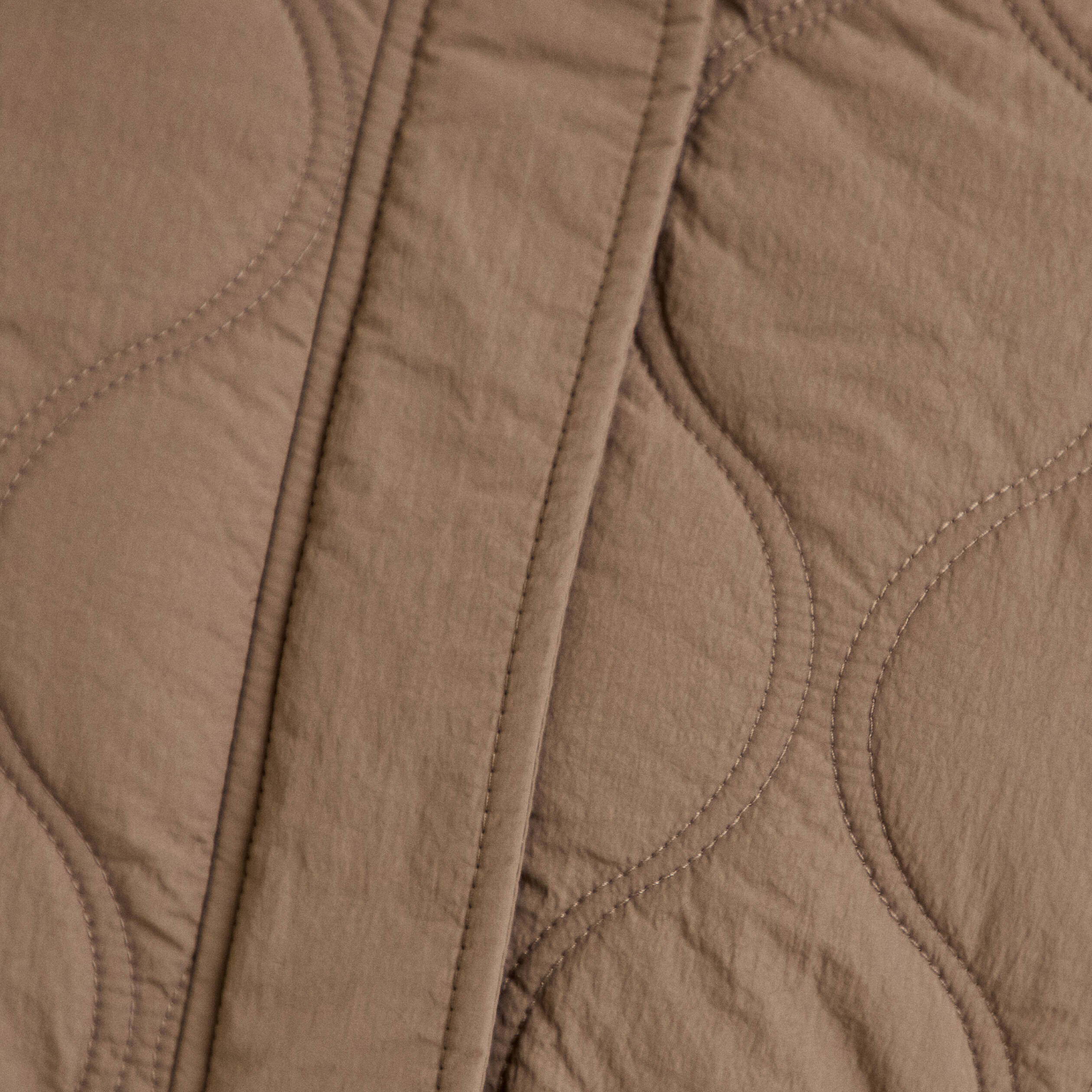 Veste droite &agrave; capuche manches longues taupe femme