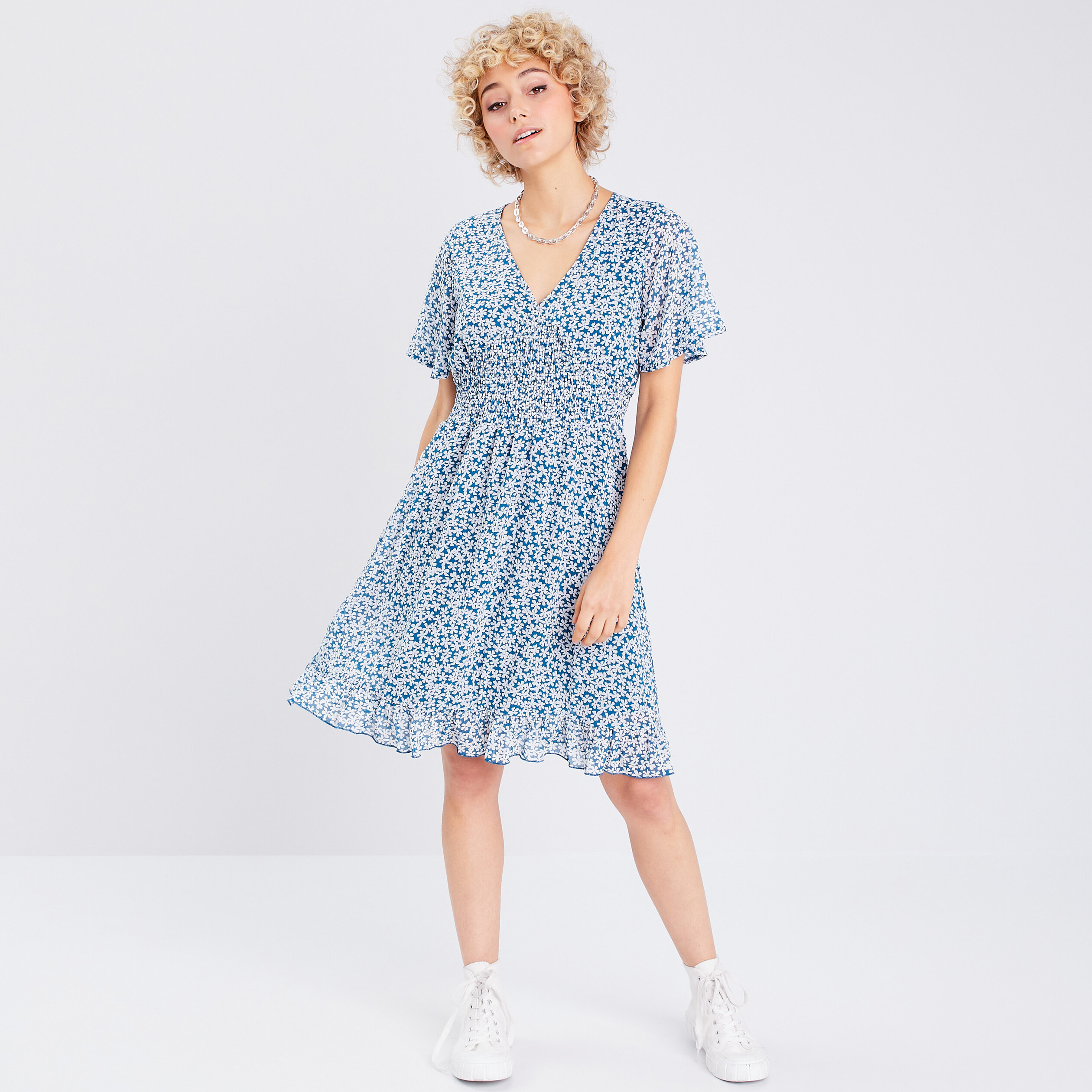 Robe &eacute;vas&eacute;e manches courtes bleu marine femme