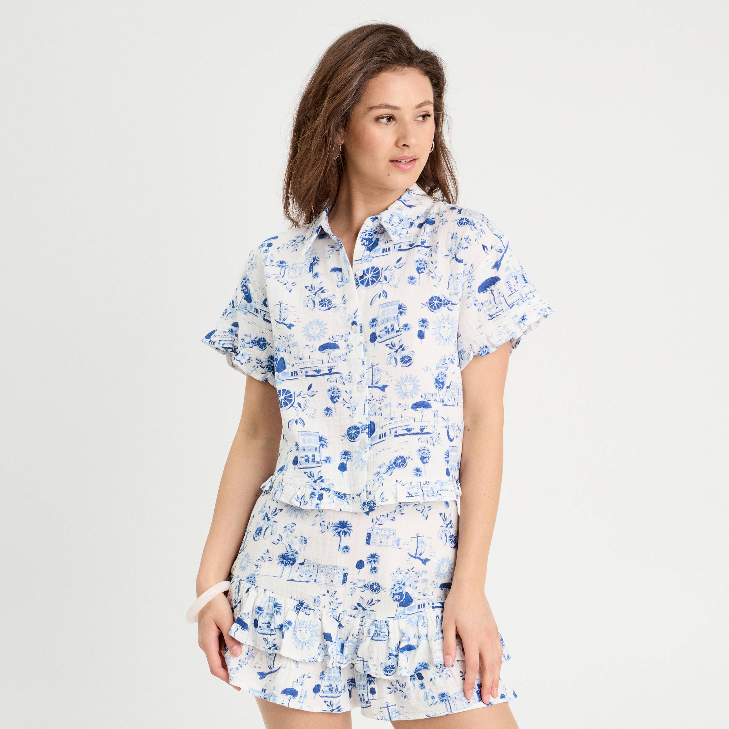Chemise manches courtes bleu roi femme