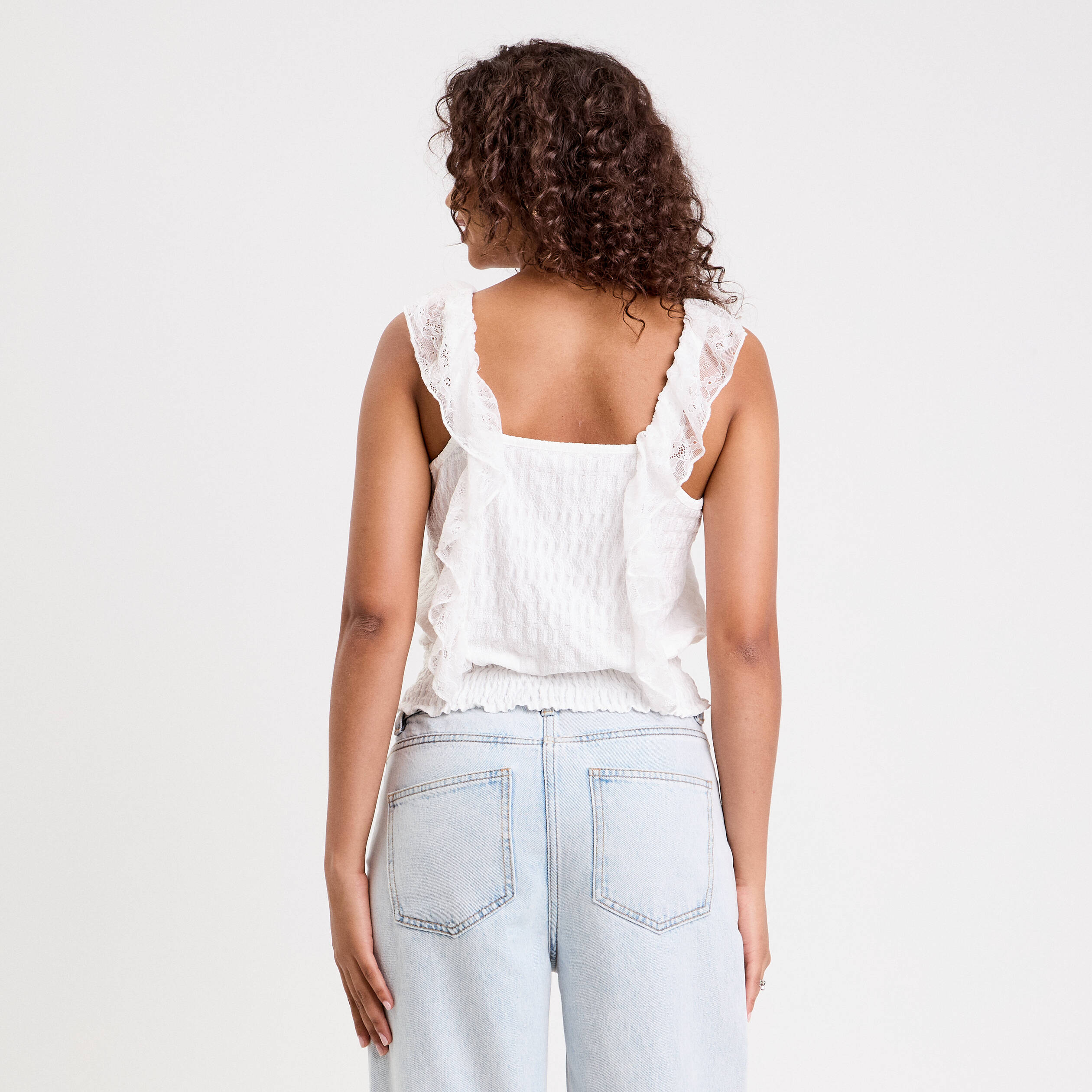 top sans manches dentelle bas resserre ecru femme Top sans manches dentelle bas resserré ecru femme