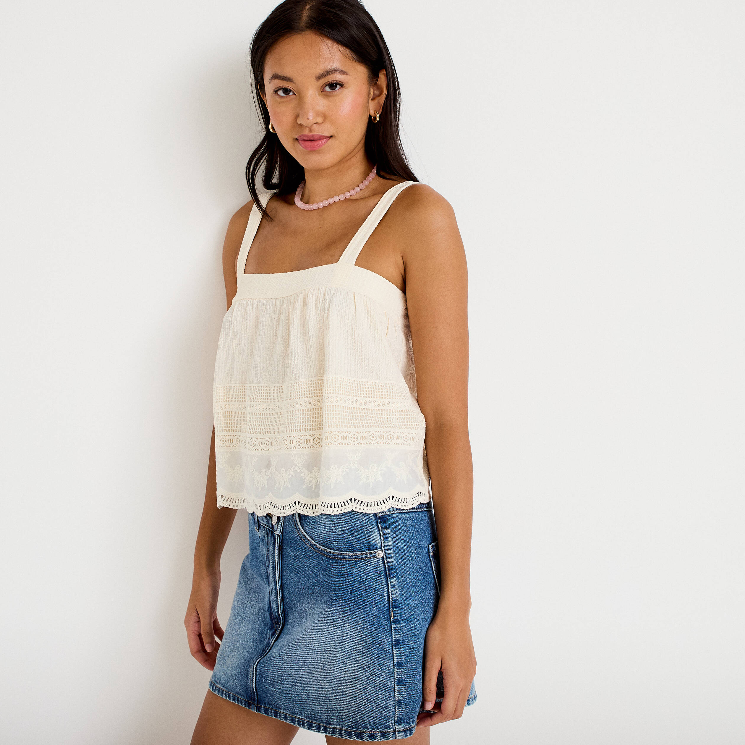 Top &agrave; bretelles broderie ecru femme