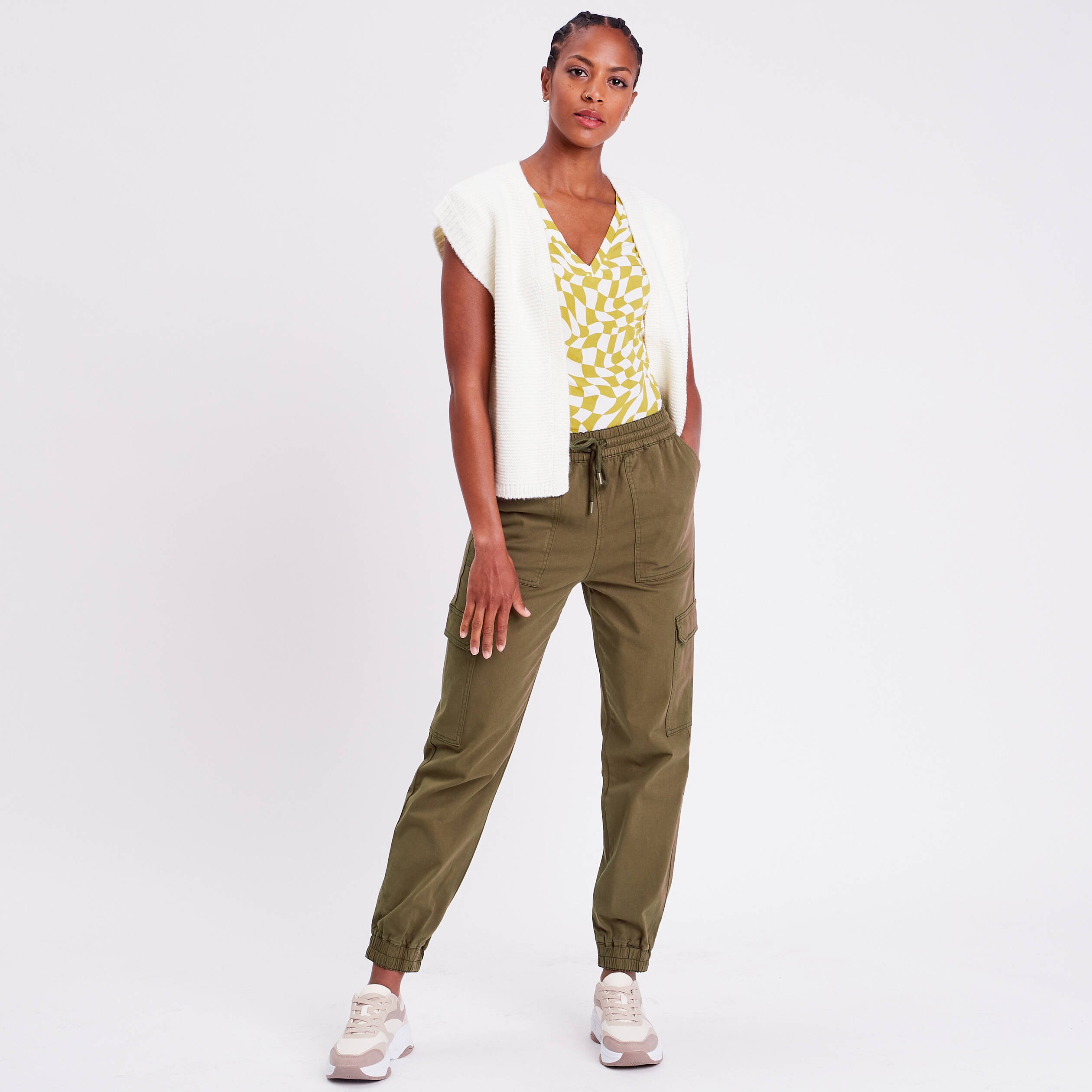 Pantalon cargo bas élastiqué vert foncé femme