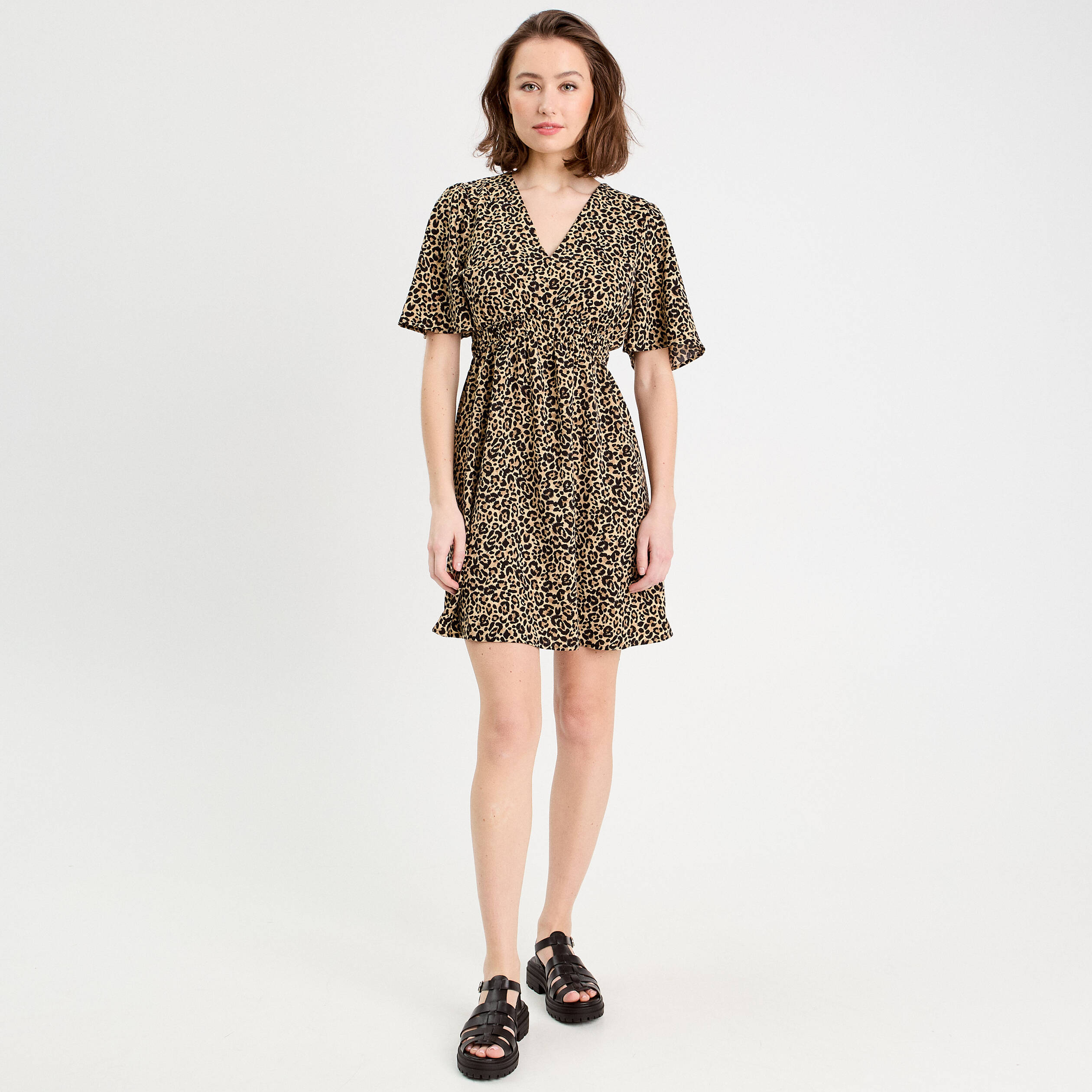Robe &eacute;vas&eacute;e manches courtes beige femme