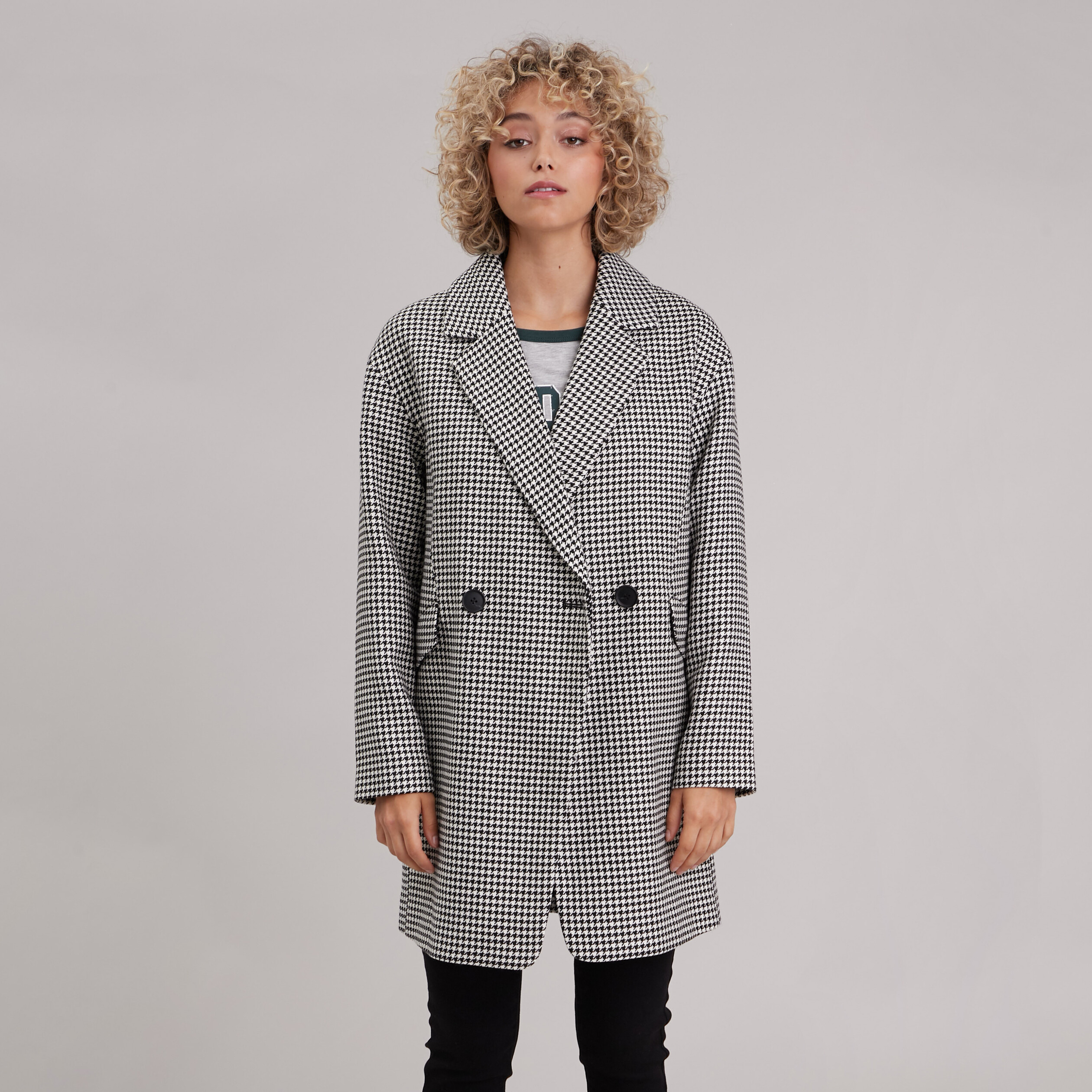 Manteau droit boutonné blanc femme