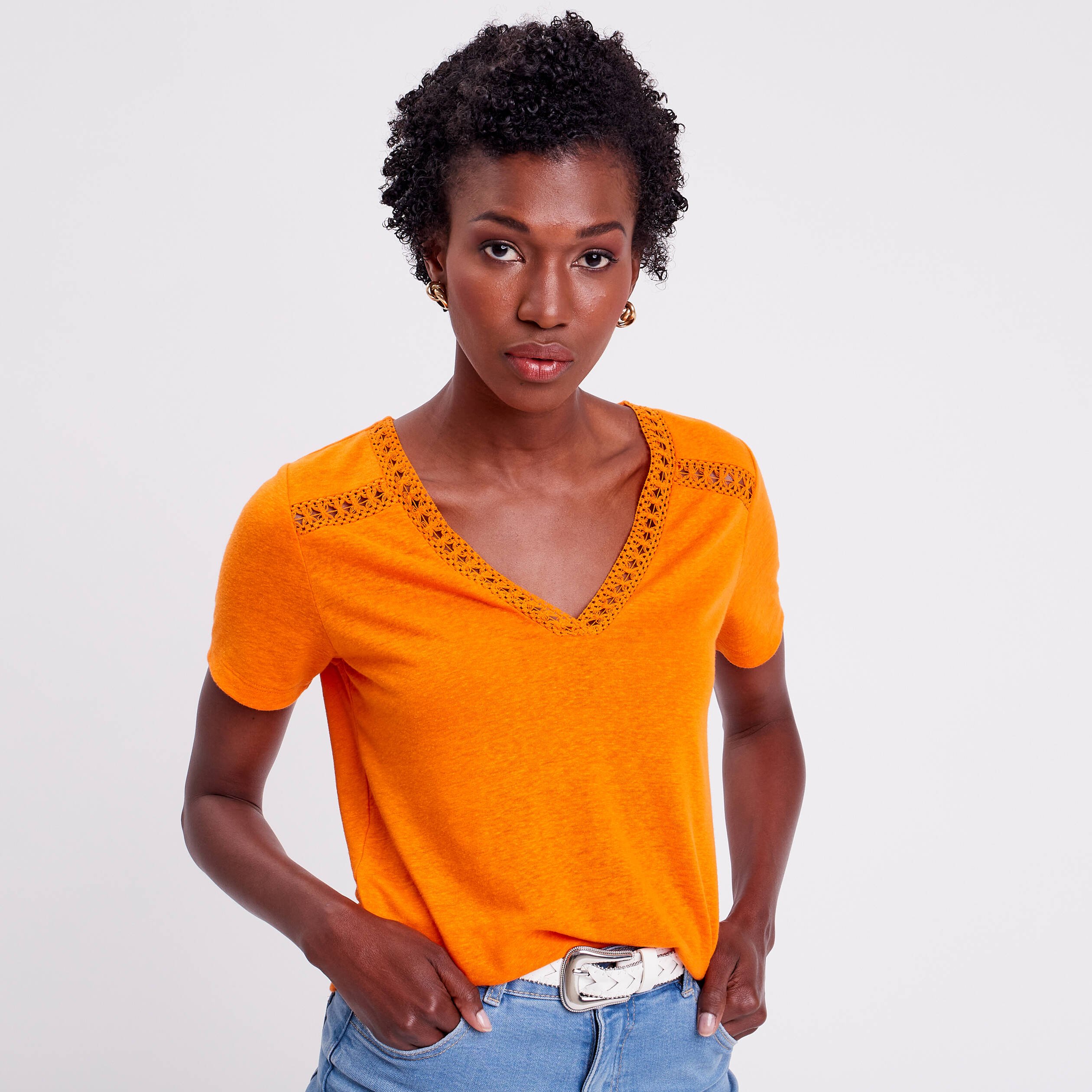 t shirt avec bandes macrame orange femme T-shirt avec bandes macramé orange femme