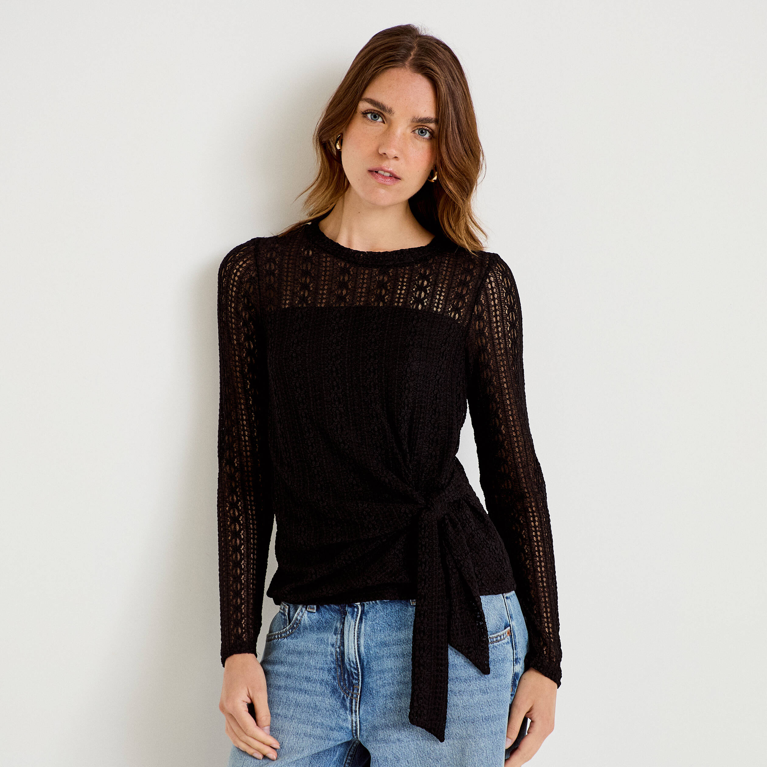 Top droit manches longues dentelle noir femme