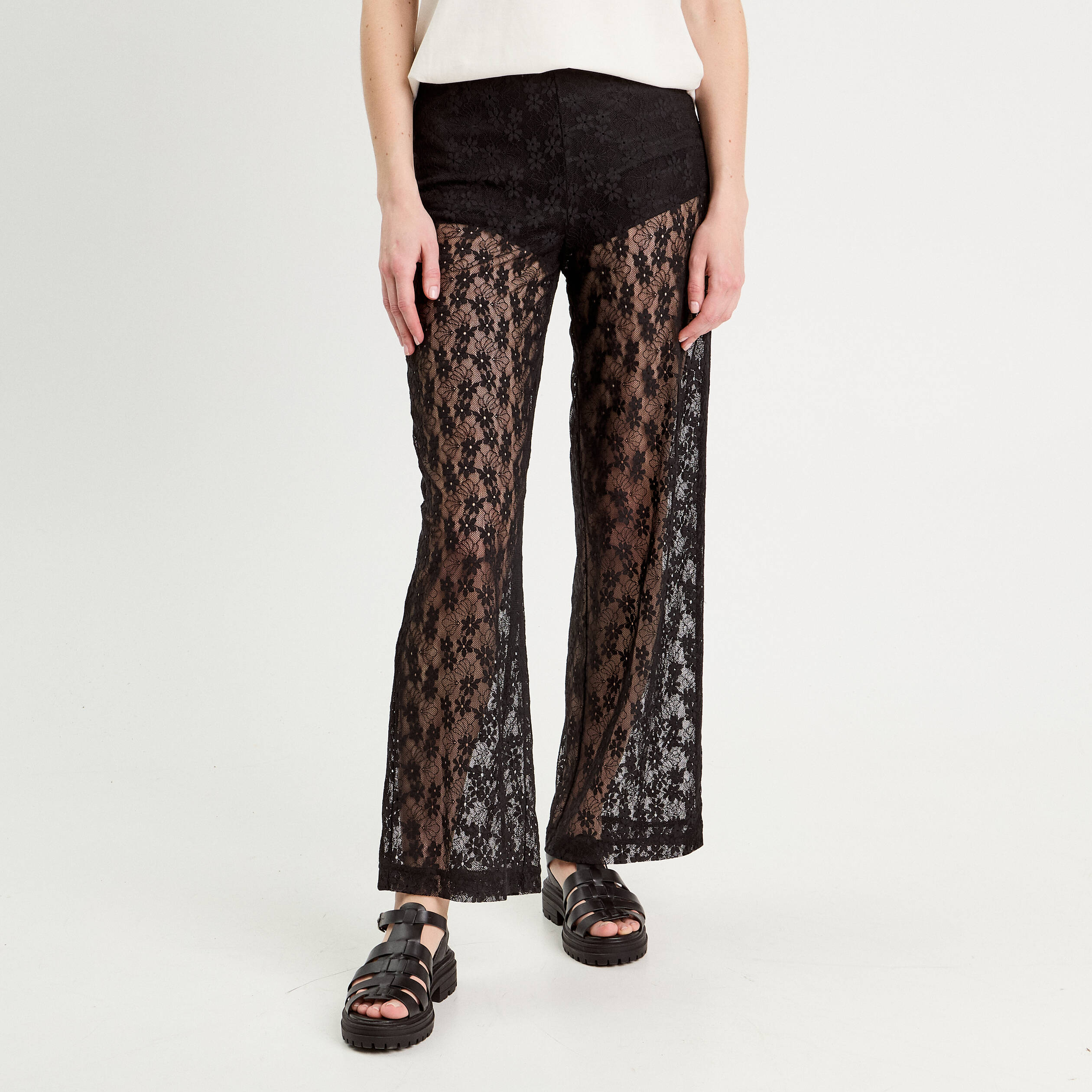 pantalon dentelle large noir femme Pantalon dentelle large noir femme
