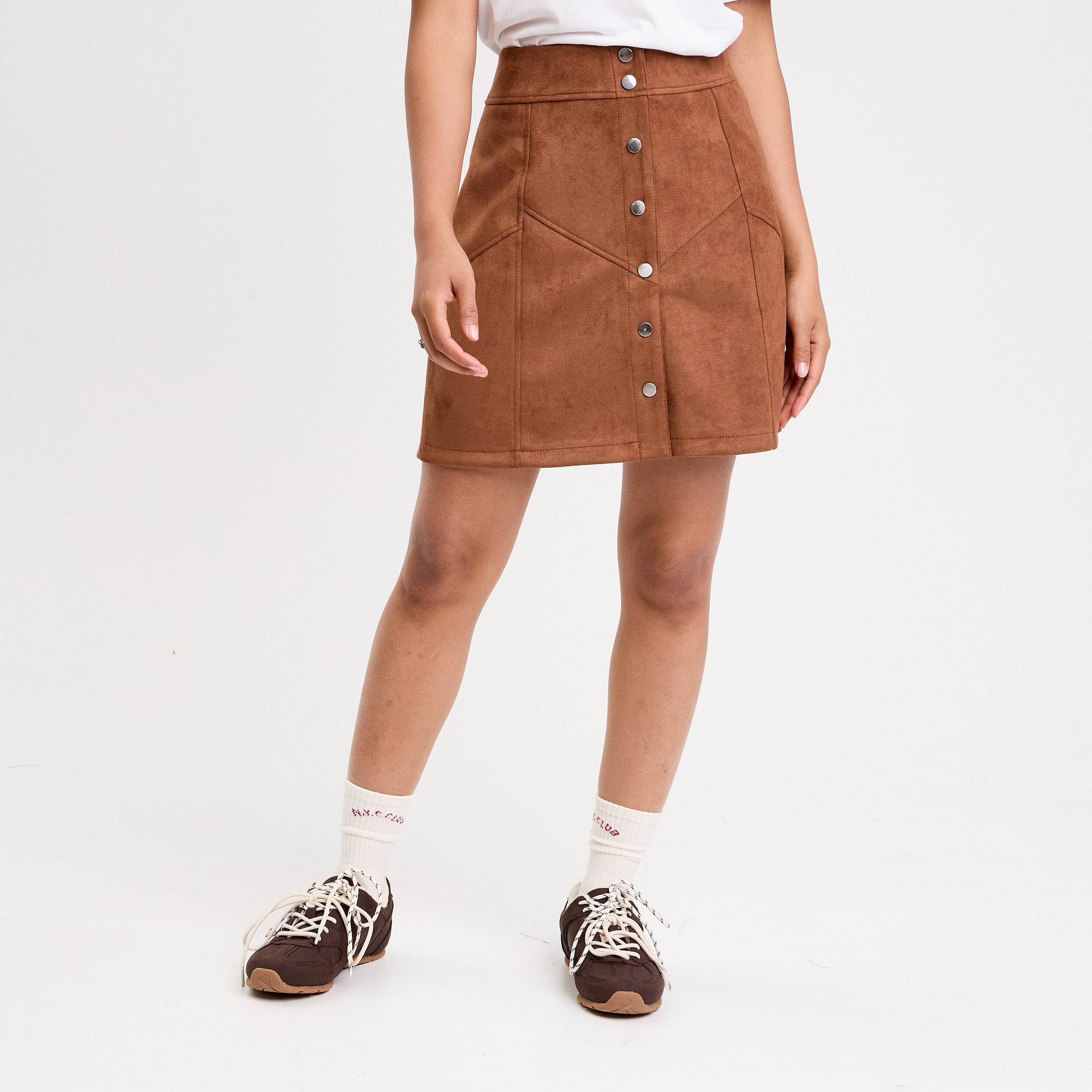 Jupe trap&egrave;ze courte aspect daim marron femme