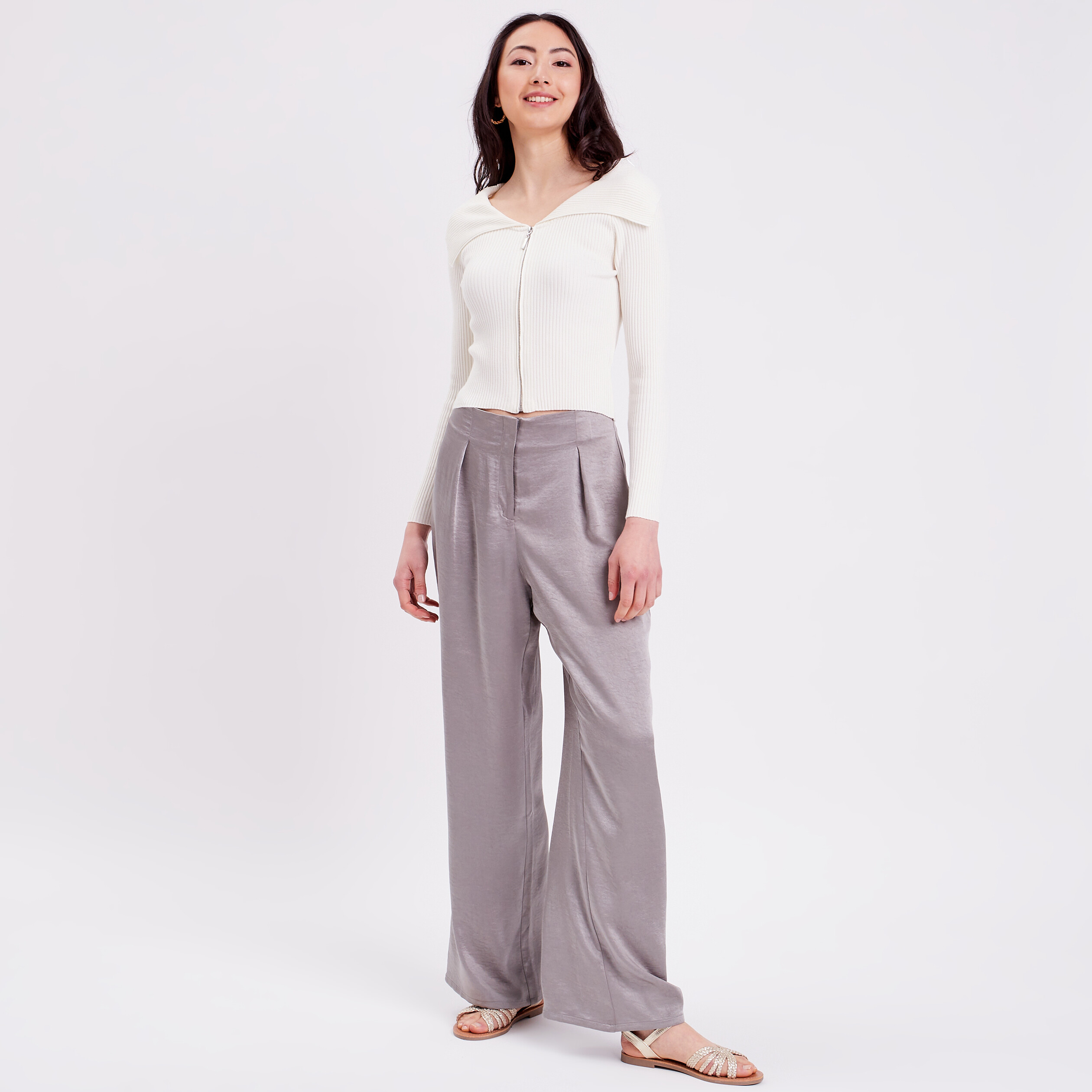 gilet cropped zippe col bardot ecru femme Gilet cropped zippé col bardot ecru femme