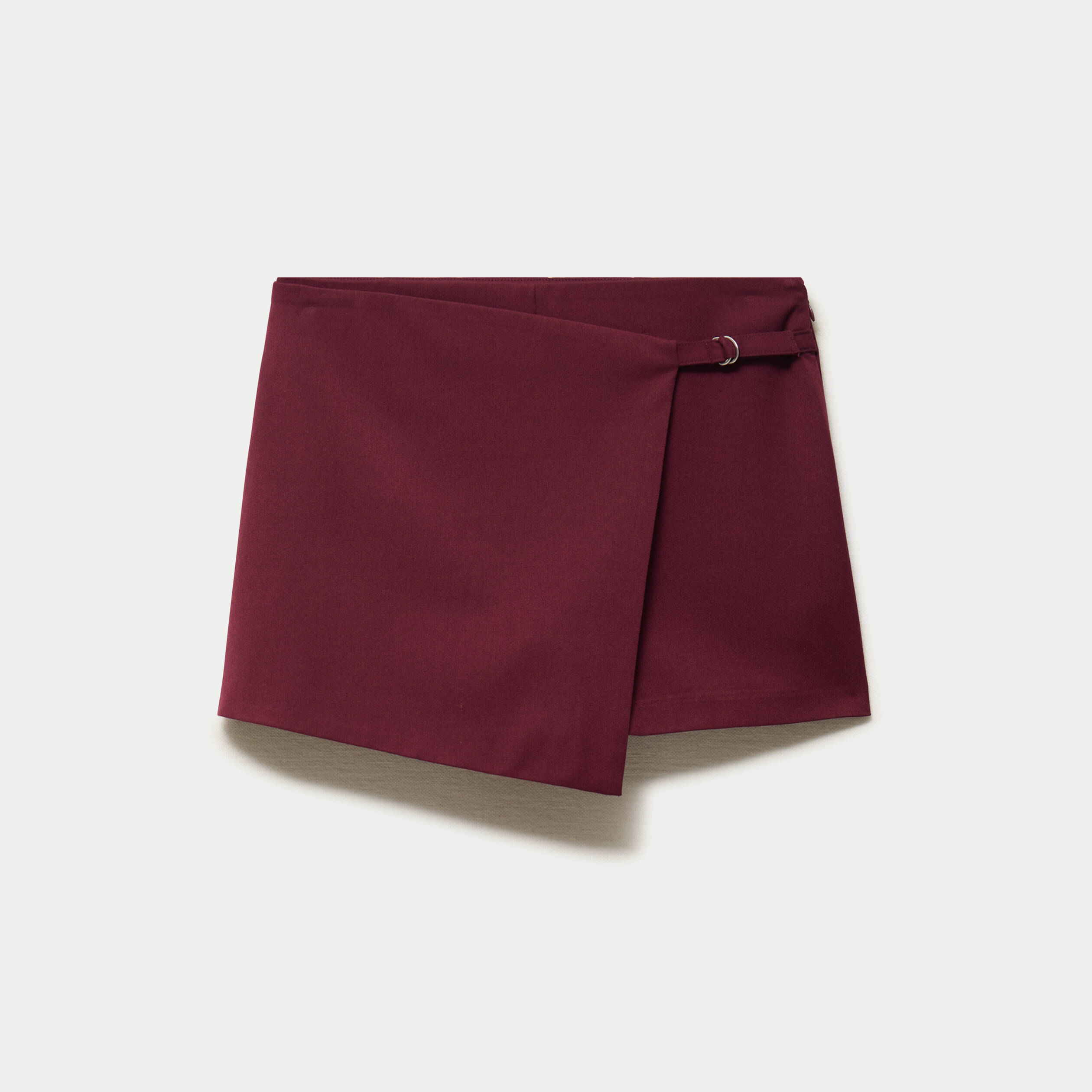 Jupe-short taille haute avec ceinture bordeaux