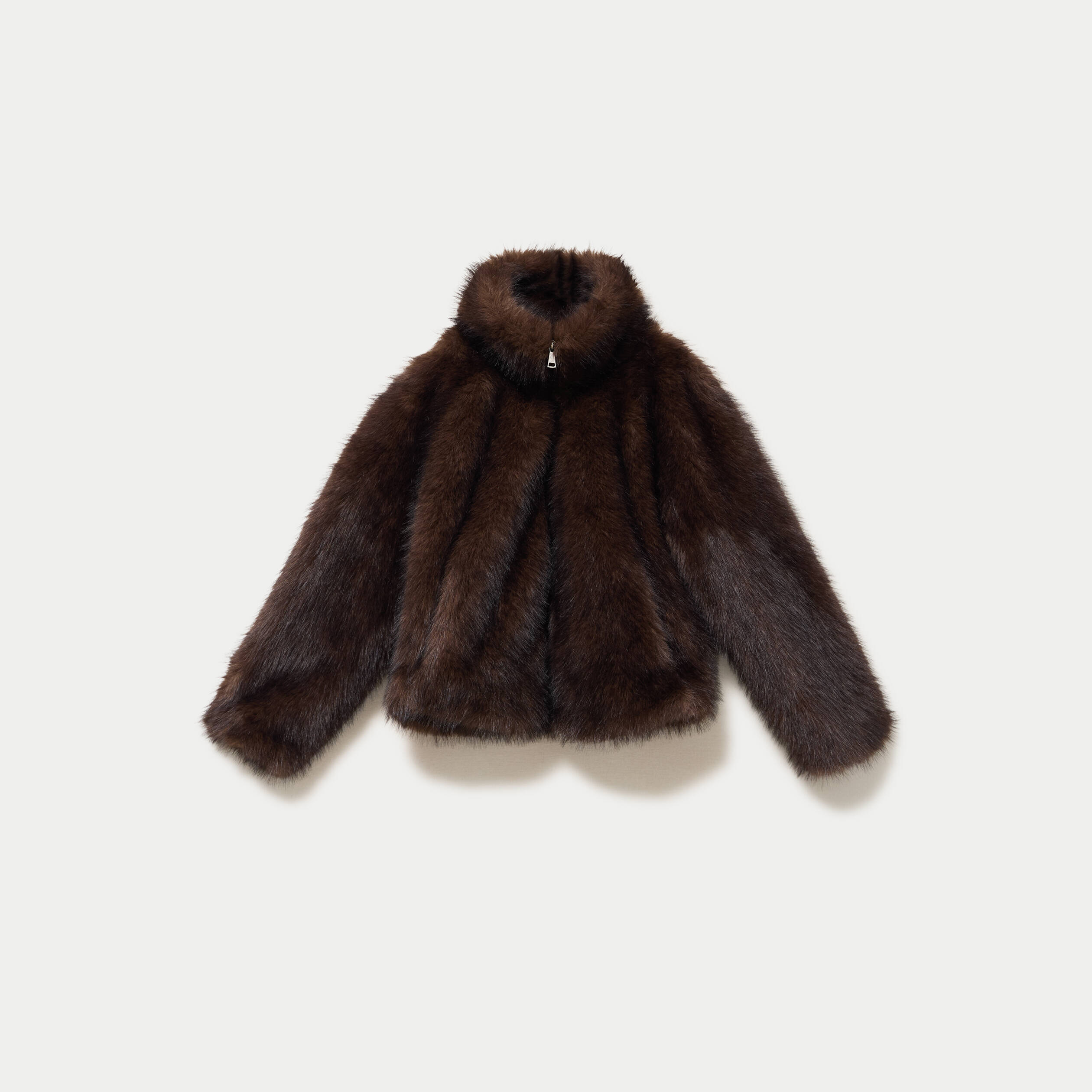 Manteau droit court fausse fourrure marron fonc&eacute;