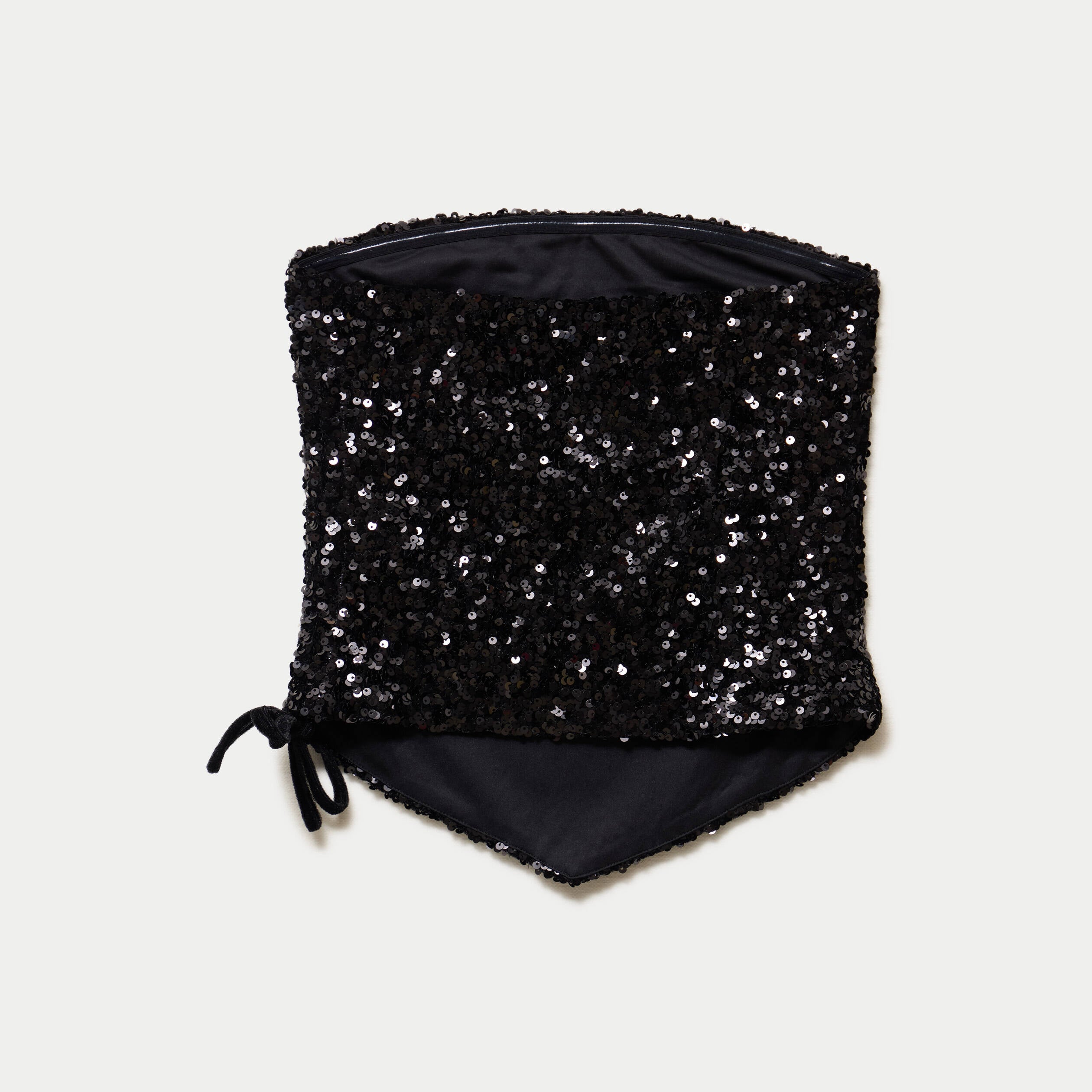 Top ajust&eacute; cropped &agrave; sequins noir