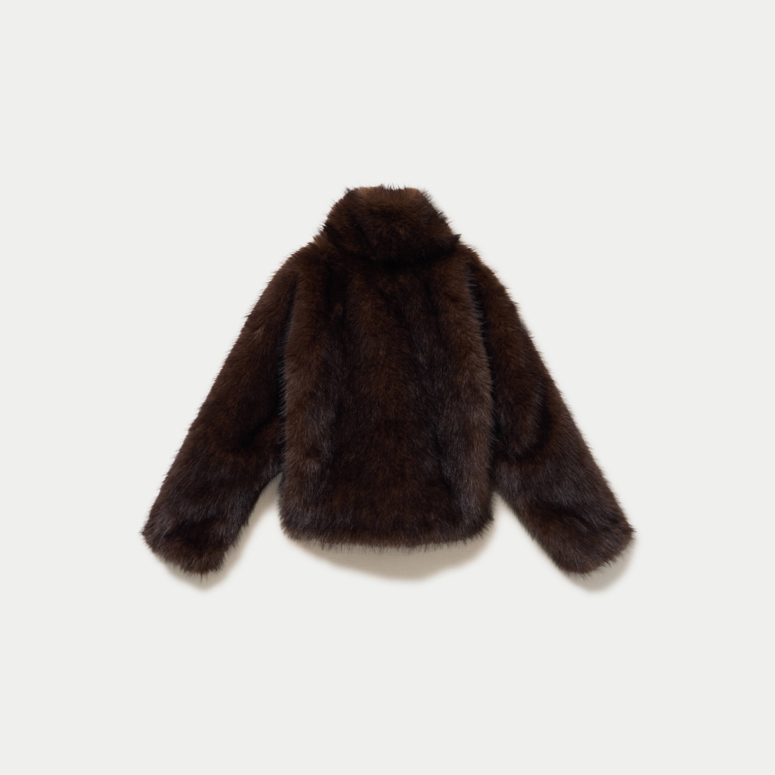 Manteau droit court fausse fourrure marron fonc&eacute;