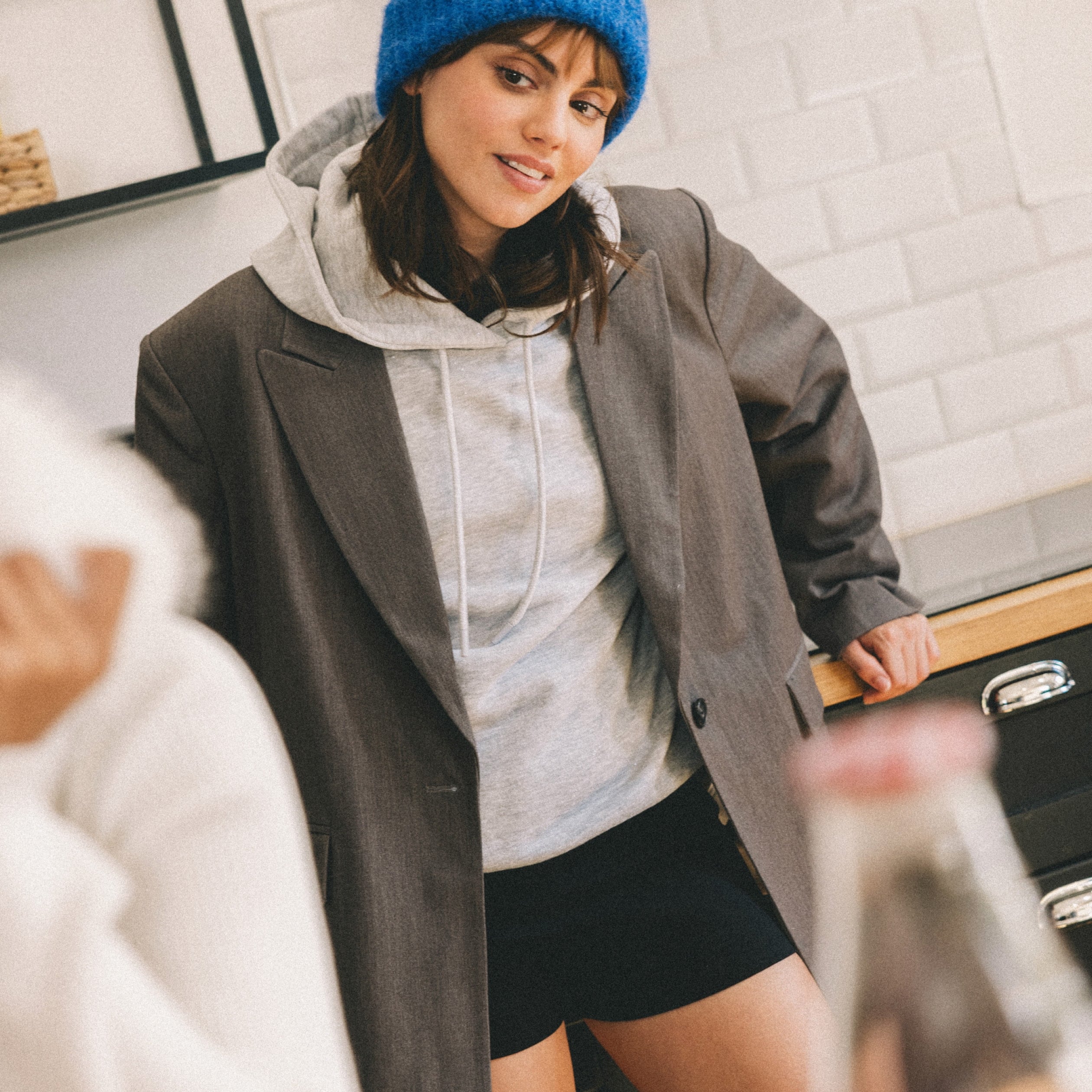 Veste col tailleur manches longues gris fonc&eacute;