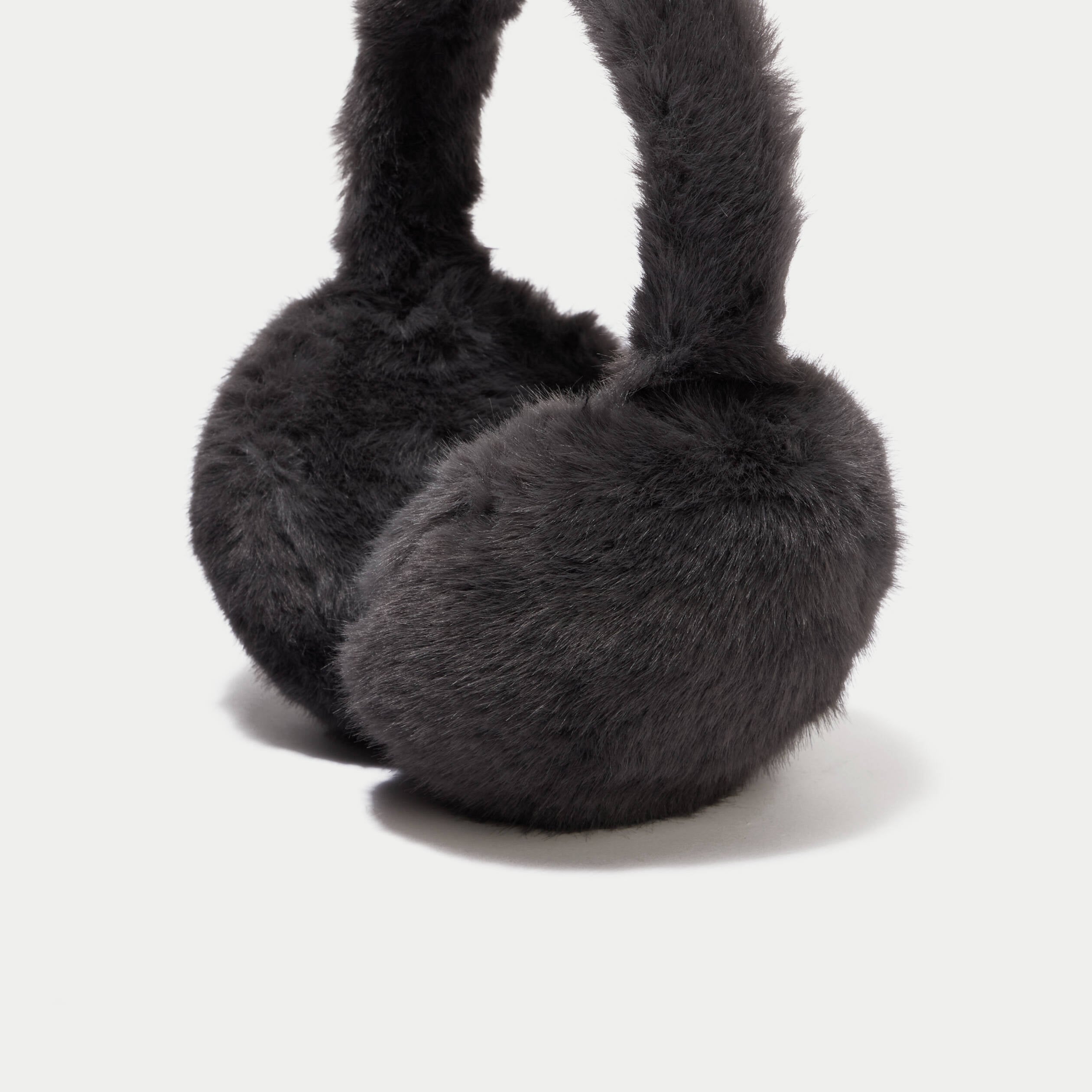 Cache-oreilles en fausse fourrure gris